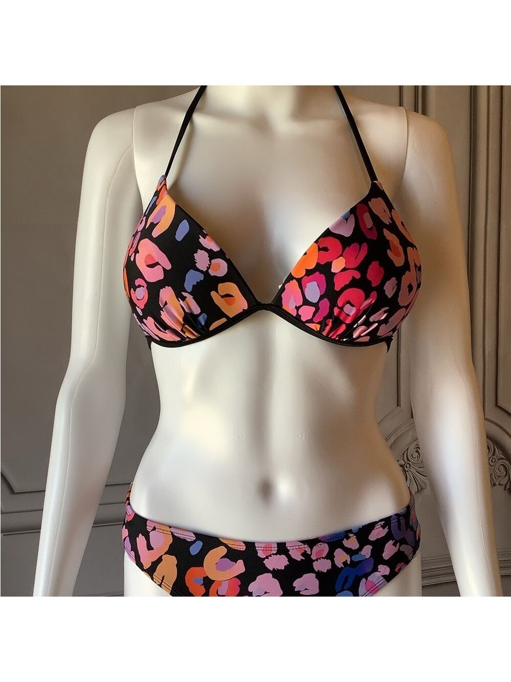 **CUPSHE** Women's Bikini Sets Halter Straps Two Piece Swimsuit Small NWT